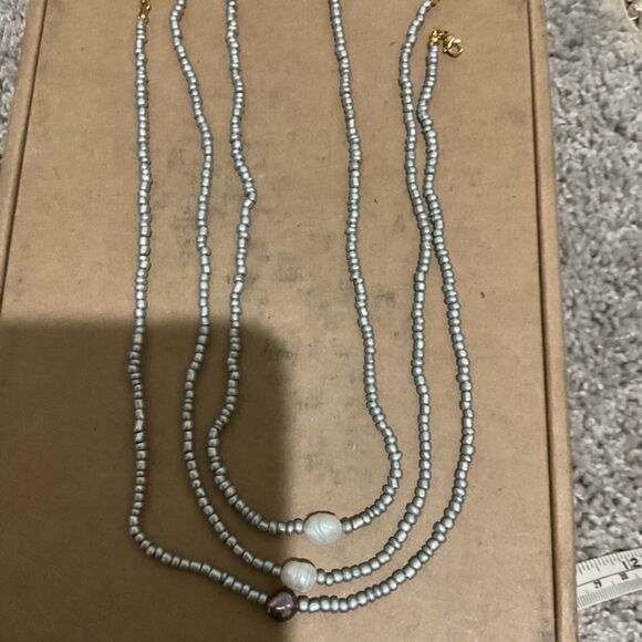 3 - tier Natural Pearl Necklace - Picture 1 of 2